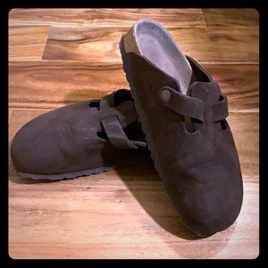Gently Used Brown Mule Birkenstock Mules